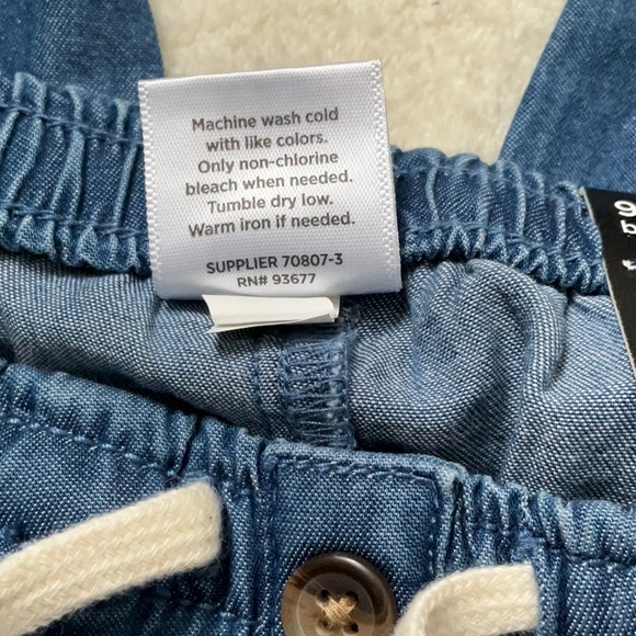 Okie Dokie cuffed med wash drawstring chambray pants. Size 9M. - Picture 8 of 8